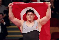Son dakika! Rıza Kayaalp, 10. kez Avrupa Şampiyonu