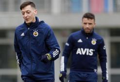 Son dakika: Fenerbahçe'de Mesut Özil ve Gökhan Gönül, Kasımpaşa maçında kadroda