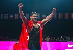 Dünya ve olimpiyat şampiyonu Taha Akgül, Avrupa güreş tarihine geçti