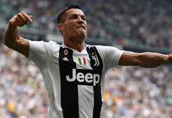 Ronaldo Manchester United'a dönüyor