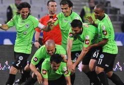 Konya'da 16 futbolcu ile yollar ayrıldı!