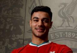 Liverpool taraftarından Ozan Kabak'a özel beste!