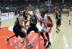 Banvit evinde kral: 94-85