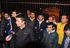 Bursasporlu taraftarlardan Karaman'a protesto