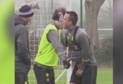 John Terry'e eşek şakası!