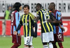 Emre Belözoğlu Trabzon'u ikiye böldü