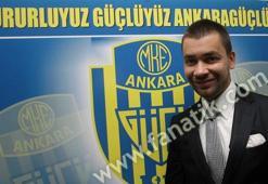 Ahmet Gökçek futbolcu oldu