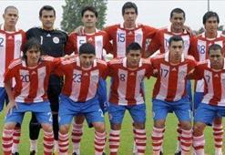 Paraguay kadrosunu 23'e indirdi!