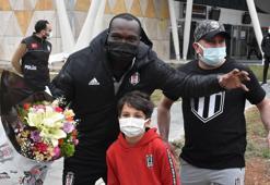 Süper Lig lideri Beşiktaş'a Sivas'ta coşkulu karşılama