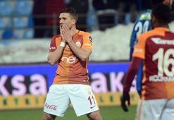 Forvete en yakın Poldi olacak