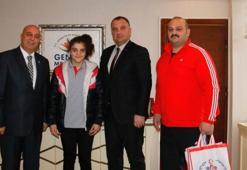 Ayten Yeksan ve Burcu Aksoy bronz madalyanın sahibi oldu