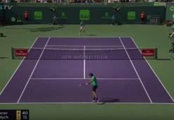 Roger Federer'den panenka Vuruşu!