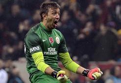 Manchester ve Barcelona Muslera'nın peşinde