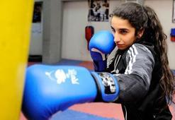 Boksör Ayşenur Durak, babasının yolundan gidiyor