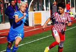 İzmir Konak Belediyespor çarşamba mesaisinde