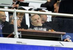 Galatasaray yönetimden çıkarma
