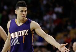 20 yaşındaki Devin Booker 70 sayı attı