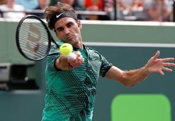 Federer kazanmaya devam ediyor
