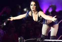 Seks kasedi internete sızan Paige ringlere geri dönüyor!