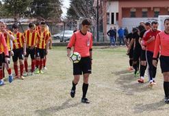 Üç dakikalık maça bir gol sığdırdılar