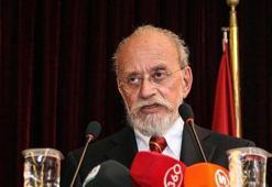 Alp Yalman istifa etti