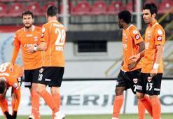 Adanaspor ikinci yarı hazırlıklarına başladı