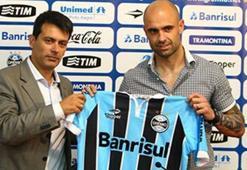 Cris, Gremio ile anlaştı