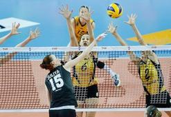 VakıfBank-Halkbank: 3-0