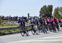 56'ncı Cumhurbaşkanlığı Türkiye Bisiklet Turu'nun 3. etabında Mark Cavendish birinci oldu