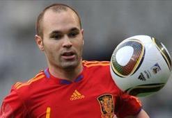 Iniesta Del Bosque'yi sevindirdi!