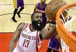 Harden'dan 17'nci "triple-double"