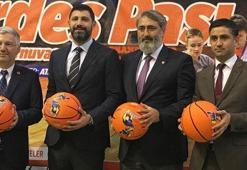 Basketler "Kardeş pası" ile atıldı