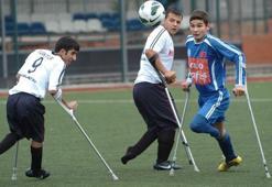 Amputede İstanbullular güldü