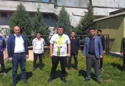Osmaniyesporlu taraftarlar, yaşlılara hizmet için ekip kurdu
