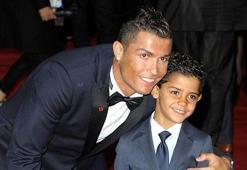 Cristiano Ronaldo, ikiz bebekler sipariş etti!