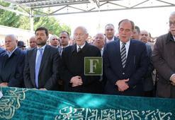 Adnan Erzik'in cenazesi toprağa verildi!