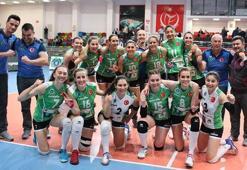 Bursa Büyükşehir Belediyespor yarı finalde!