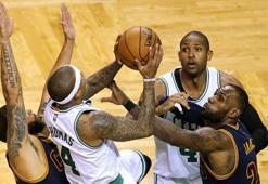 Doğu Konferansı zirve düellosunda zafer Celtics'in