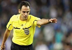 Cim Bom'a İspanyol hakem