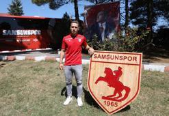 Samsunspor Gökhan Alsan'a imza töreni düzenledi