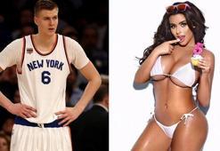 NBA yıldızından ünlü modele yakın takip!