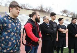 Bakan Kılıç'tan sporculara ziyaret!