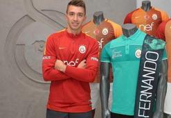 Muslera plaketini Simovic'ten alacak