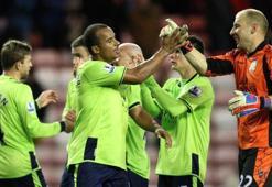 Aston Villa nefes aldı: 0-1