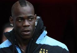 Penaltı avcısı Balotelli