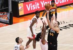 Chicago'yu mağlup eden Utah'tan evinde peş peşe 21. galibiyet
