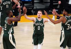 NBA'de Antetokounmpo kardeşlerin maçında kazanan Milwaukee Bucks