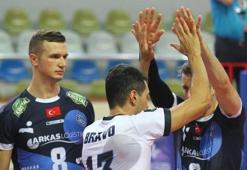 Arhavi Voleybol: 0 - Arkas Spor: 3