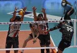 Erkekler AXA Sigorta Kupa Voley'de şampiyon Spor Toto oldu