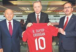 Cumhurbaşkanı Milli Takım'ı yalnız bırakmadı